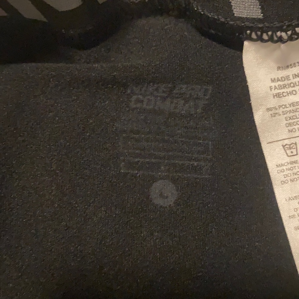 Nike Pro Combat Athletic Compression Leggings - image 4